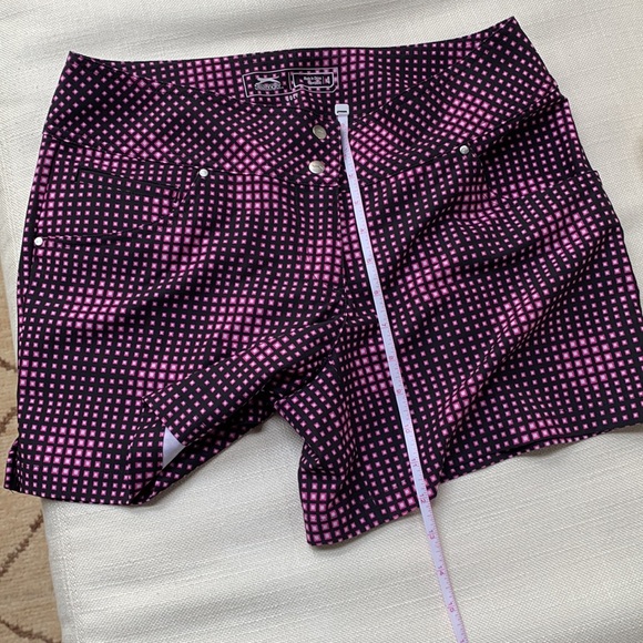 Ladies Golf Shorts Set - Picture 12 of 12